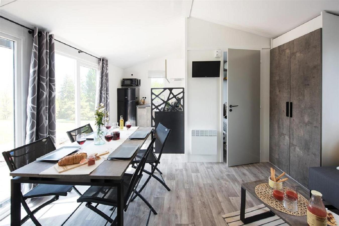 Camping La Touesse Saint-Lunaire Room photo