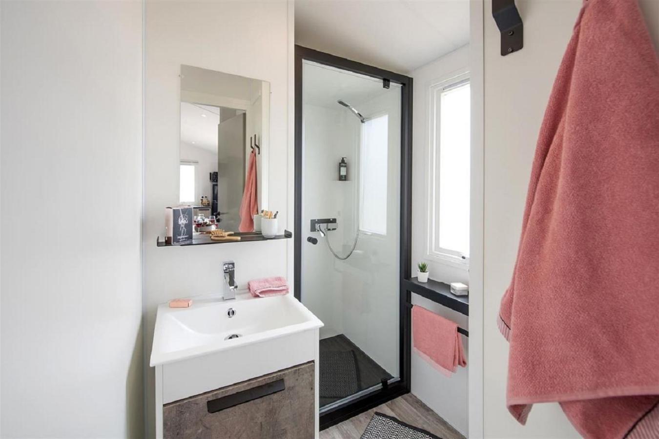 Camping La Touesse Saint-Lunaire Room photo