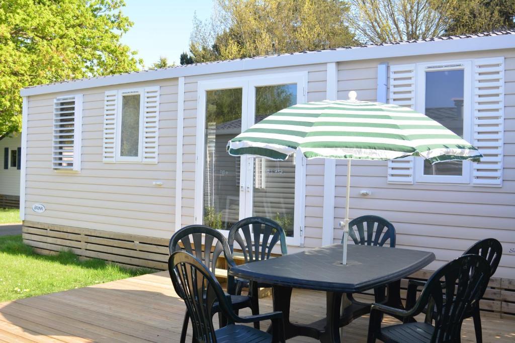 Camping La Touesse Saint-Lunaire Room photo